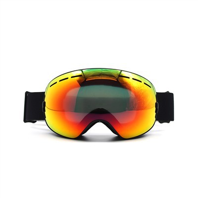 Снежные очки, которые помещаются над очками